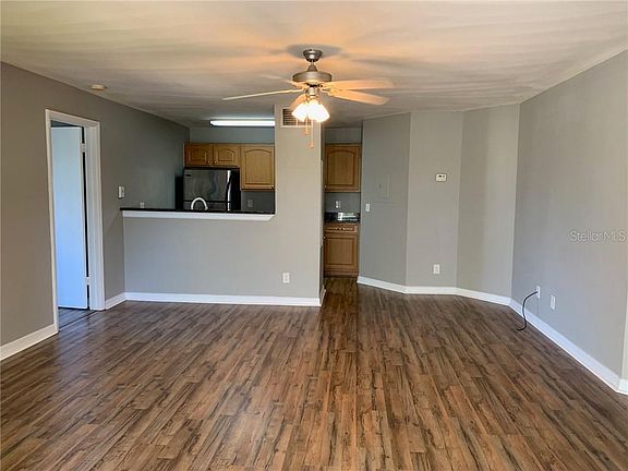 4th image of 4752 Walden Cir #31