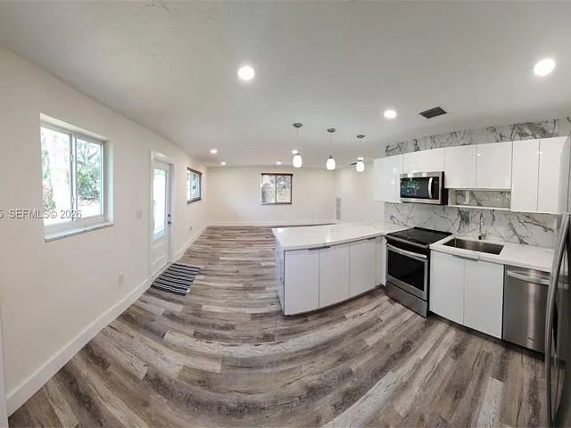 16575 Old Cutler Rd — Photo 3