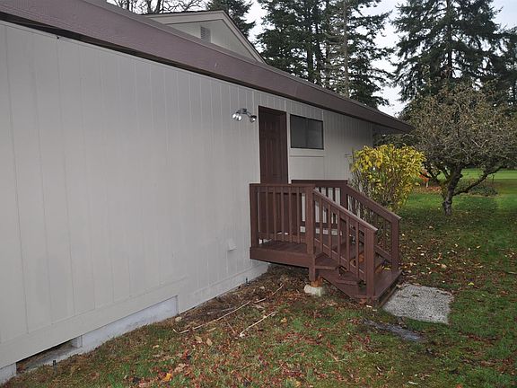 5th image of 7801 Onyx Dr SW