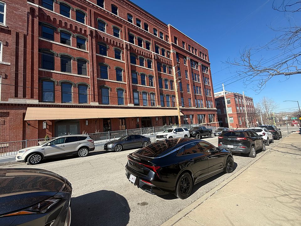 1st image of 200 Main St APT 602