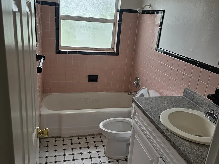 2326B Shenandoah Rd #2 — Photo 8