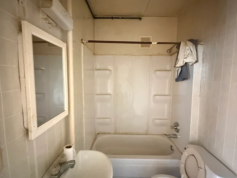 347 N Stone St — Photo 6