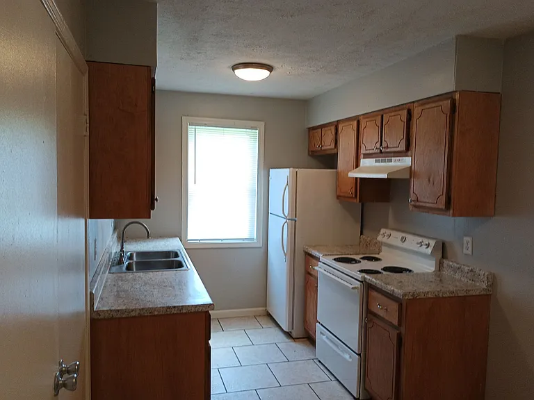 840 Old Hickory Blvd #F — Photo 3