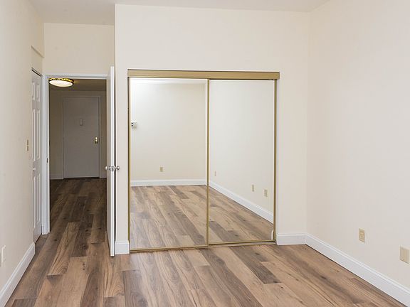 5th image of 1199 Whitney Ave #G04