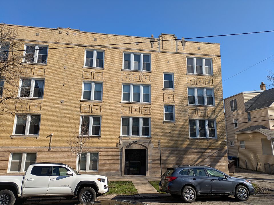 1st image of 3614 W Belle Plaine Ave #3