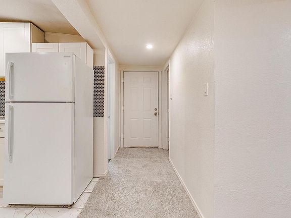 2nd image of 1712 Fagan Dr #B
