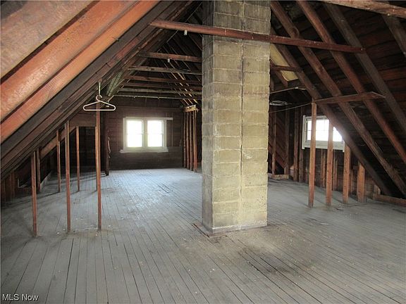 4th image of 12622 Mount Overlook Ave