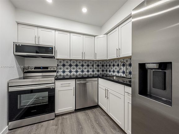 5th image of 17570 Atlantic Blvd APT 210