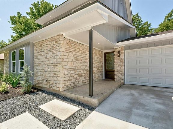 3rd image of 5711 Purple Sage Dr