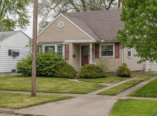 5126 Homeside Ave, Toledo, OH 43612