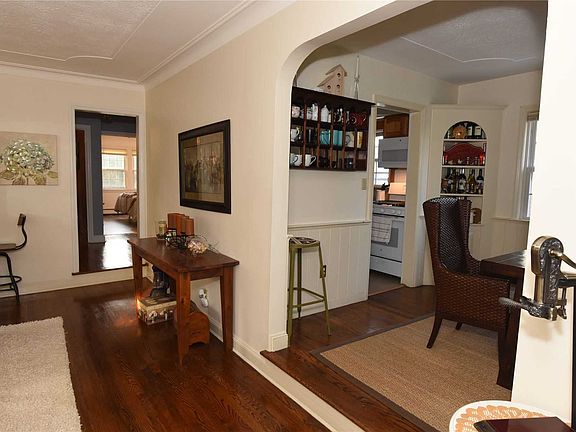 3rd image of 3 Harvey Ct