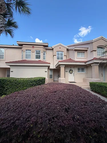 407 Enclave Pl Photo 1