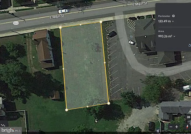 111 E Main St photo 1