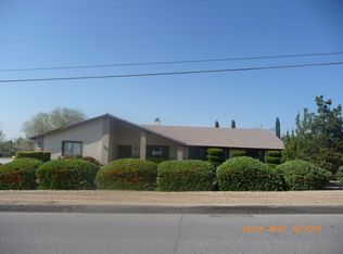 19428 Shoshonee Rd, Apple Valley, CA 92307