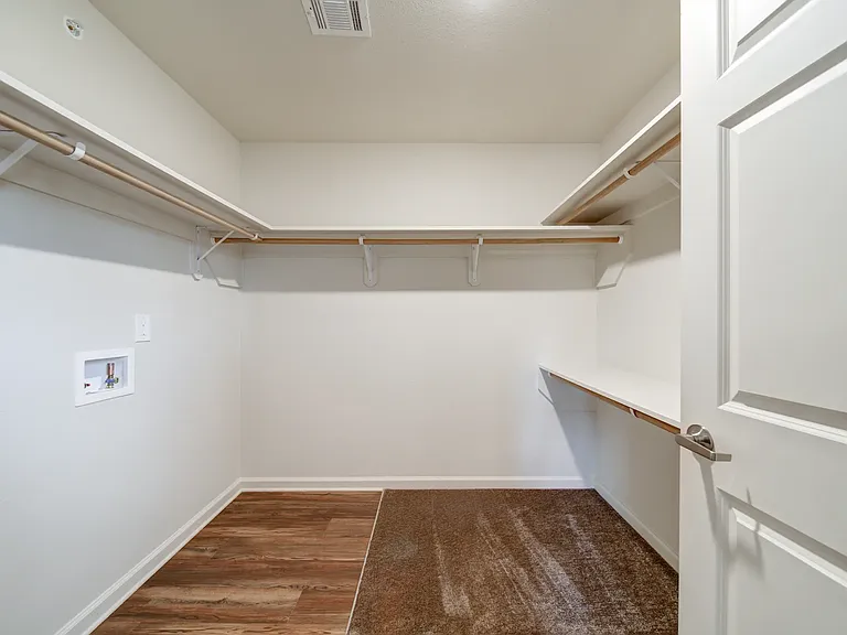 The Hub on Harris Apartment Homes — Photo 10