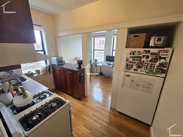 4B Park Vale Ave #A2, Allston, MA 02134