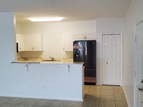 4th image of 1065 Hancock Creek South Blvd APT 101