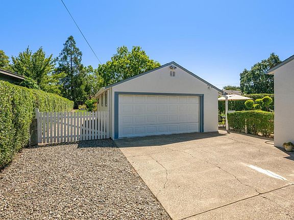 3rd image of 1200 Dutton Avenue