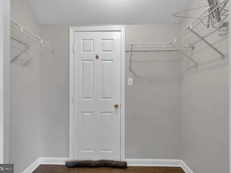 15704 Beau Ridge Dr — Photo 37