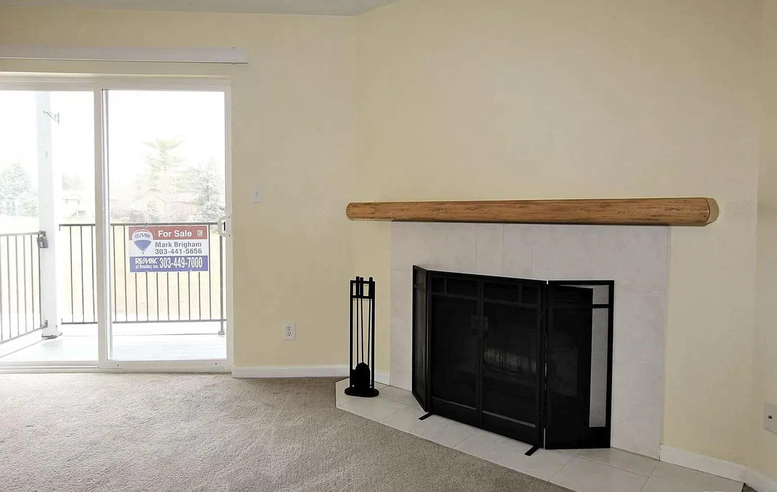 2 bed, 1055 sqft, $1,700 — Photo 2