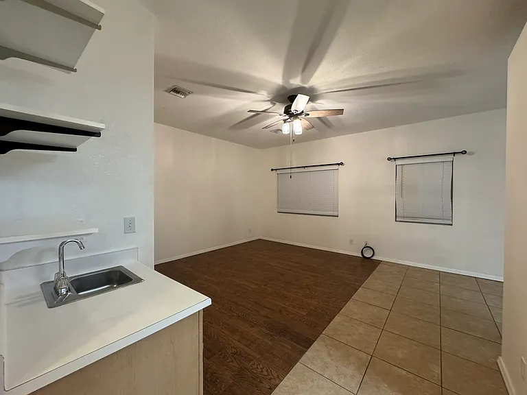 317 Phyllis Dr #2 — Photo 18
