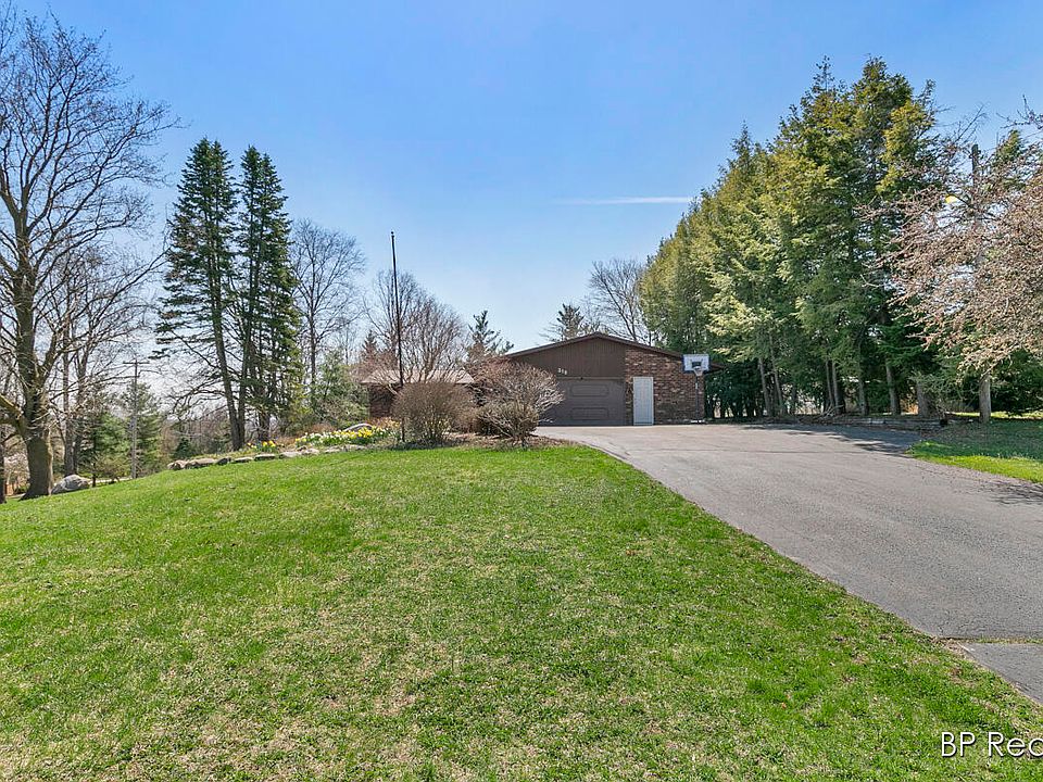 310 Greenridge Dr NW, Grand Rapids, MI 49544 Zillow