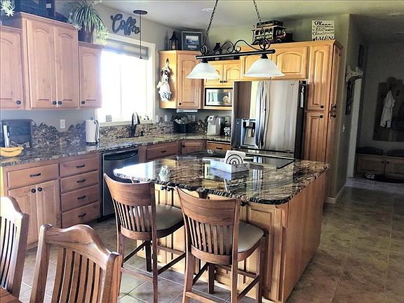 5th image of 2440 Westwood Ct
