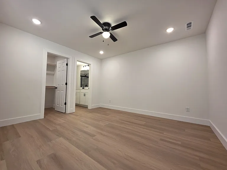 97 W Rainsong St — Photo 15