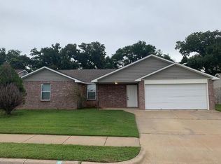4422 Bobbie Ann Dr, Granbury, TX 76049