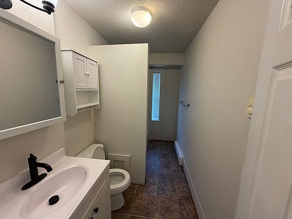 5th image of 523 8th Ave N