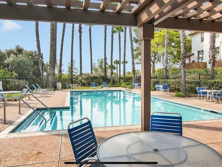 10250 Wateridge Cir #206 — Photo 42