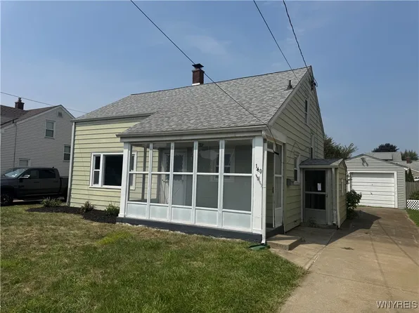 140 Keever Ave, Lackawanna, NY 14218