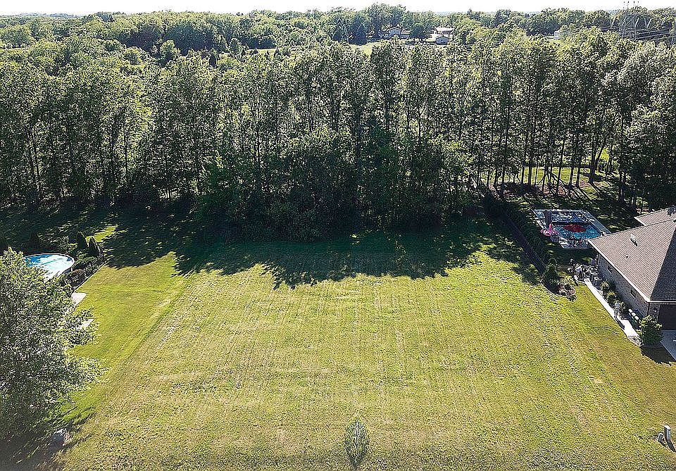 1st image of 17906 S Crystal Lake Dr