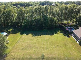 17906 S Crystal Lake Dr, Mokena, IL 60448