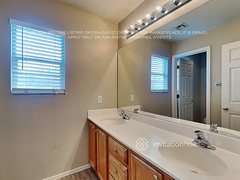 4798 Arial Ridge St — Photo 14