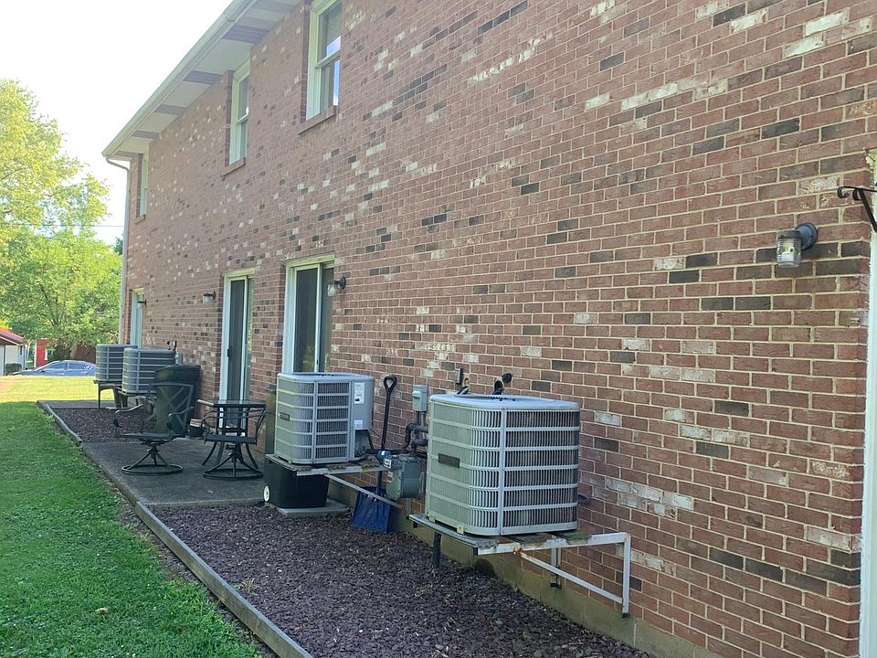 52 Main St Freeport PA Zillow