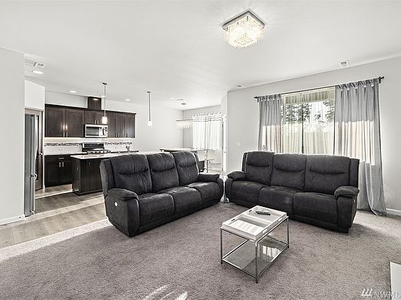 3rd image of 20230 18th Avenue Ct E