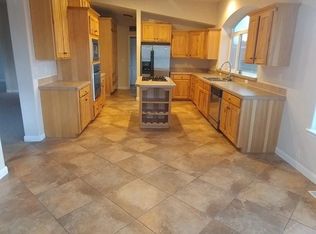 3325 W 12th Ave, Kennewick, WA 99338