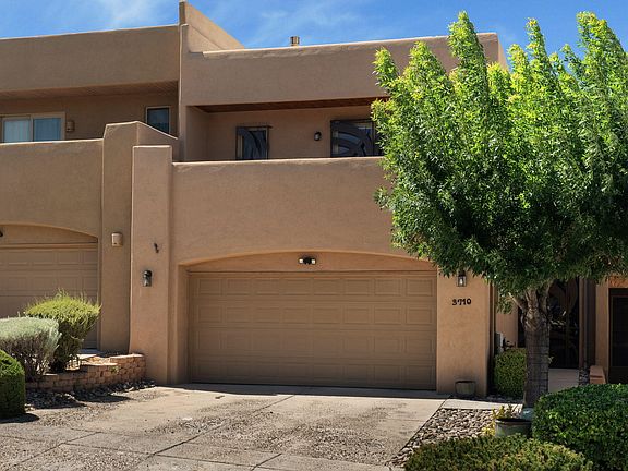 3rd image of 3710 Ridge Pointe Loop NE