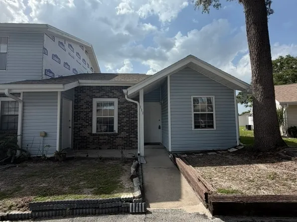 111 Hidden Arbor Ct, Sanford, FL 32773