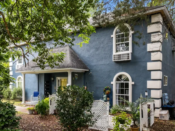 515 W 2nd St #4, Washington, NC 27889