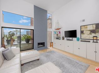 11982 Kiowa Ave APT 307, Los Angeles, CA 90049