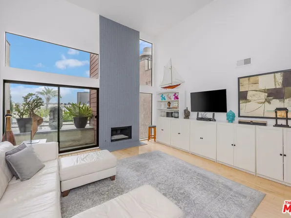 11982 Kiowa Ave APT 307, Los Angeles, CA 90049