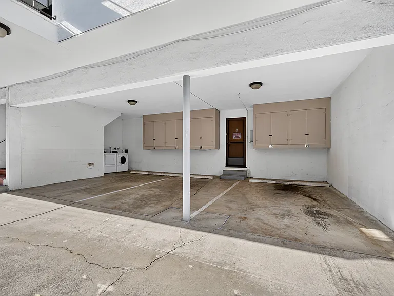 1815 Ednamary Way #F — Photo 16