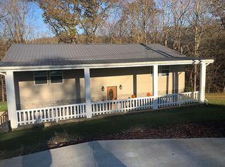 825 Country Club Dr, Sistersville, WV 26175