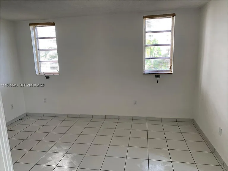 2861 Leonard Dr #F301 — Photo 5