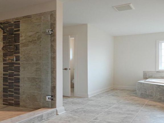 2nd image of 12758 Sailpointe Ln