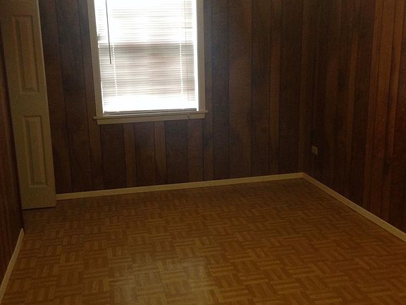 5th image of 126 Camp St