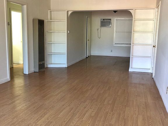 3rd image of 3131 Saint Joseph Dr