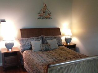 9 Meadow Shores Rd, Dartmouth, MA 02748